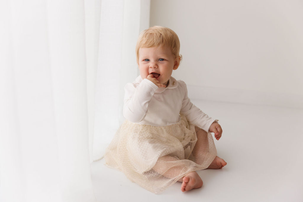 Feestkleding voor een doop of babyborrel
