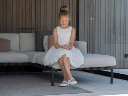 Parelwitte jurk met glitterende tule rok