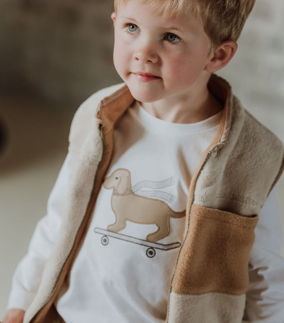 T-shirt lange mouw Aerodoux Skatende Teckel Gebroken Wit