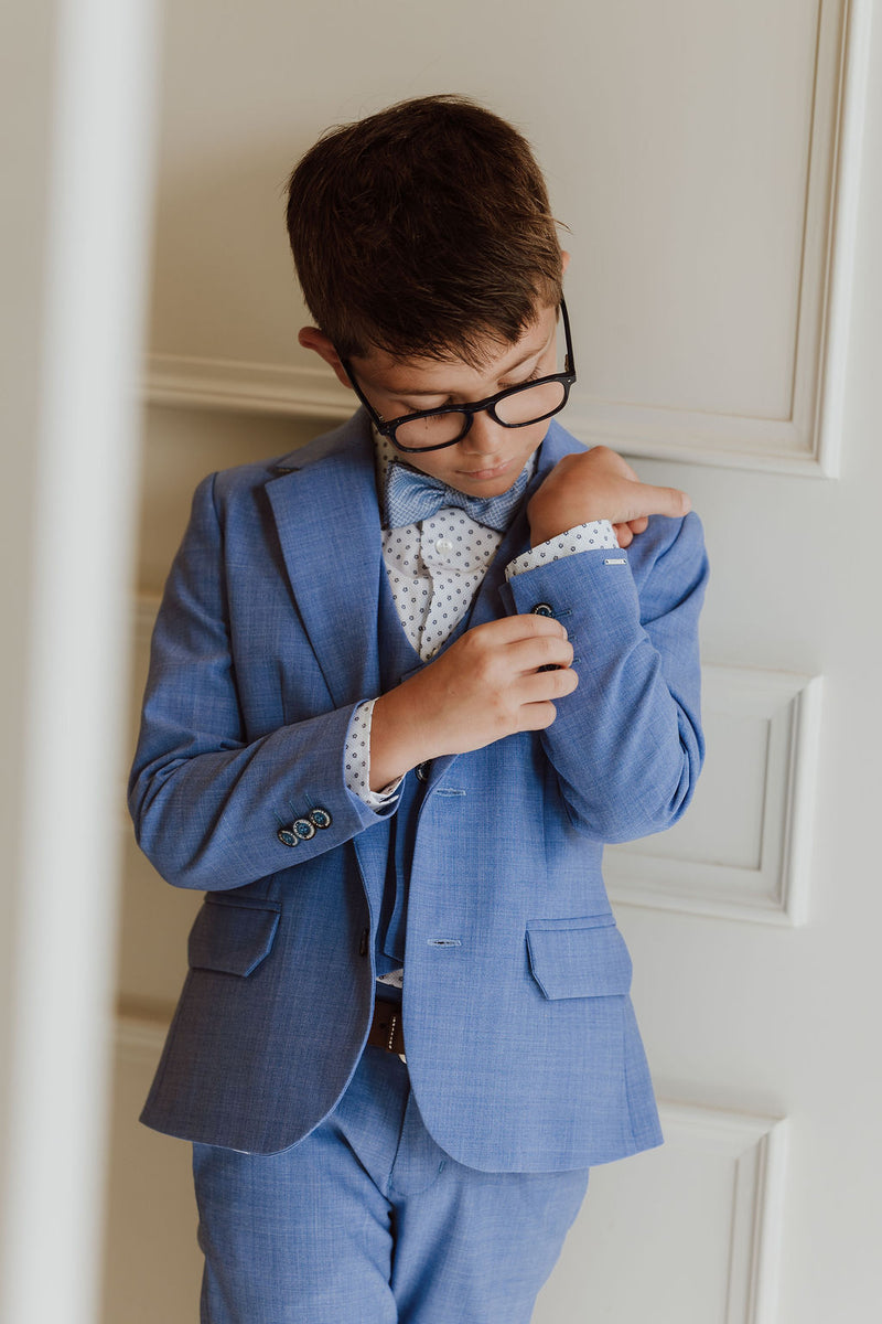 Stijlvol blauw kostuum voor jongens